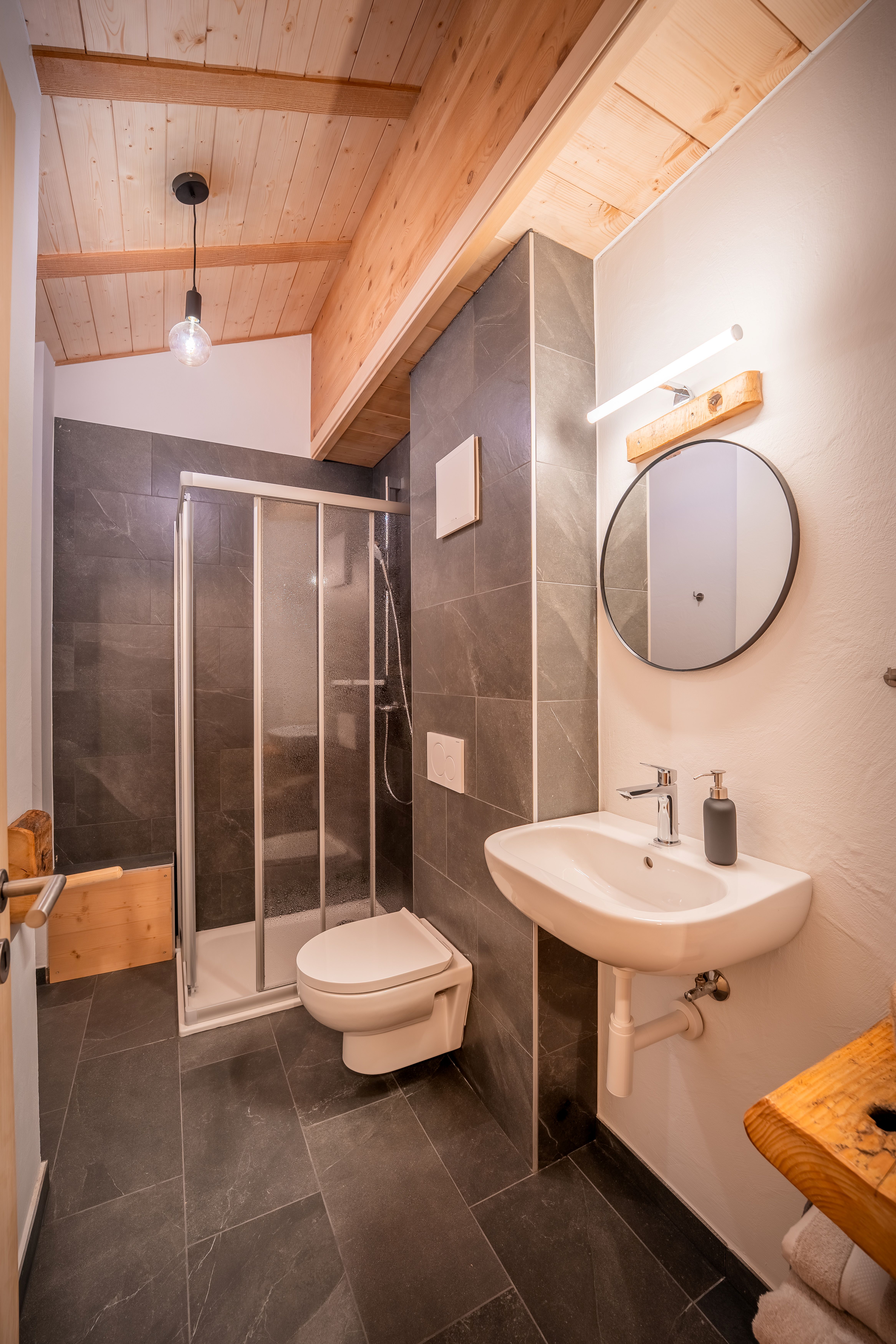 douche-agritourisme-valais-ferme-1498348