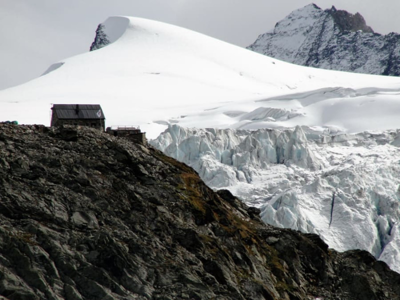 Moiry hut