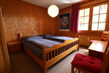 4. Chambre lit double