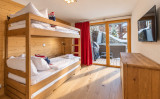 Chambre de chalet au soleil d'hiver Chambre de chalet au soleil d'hiver