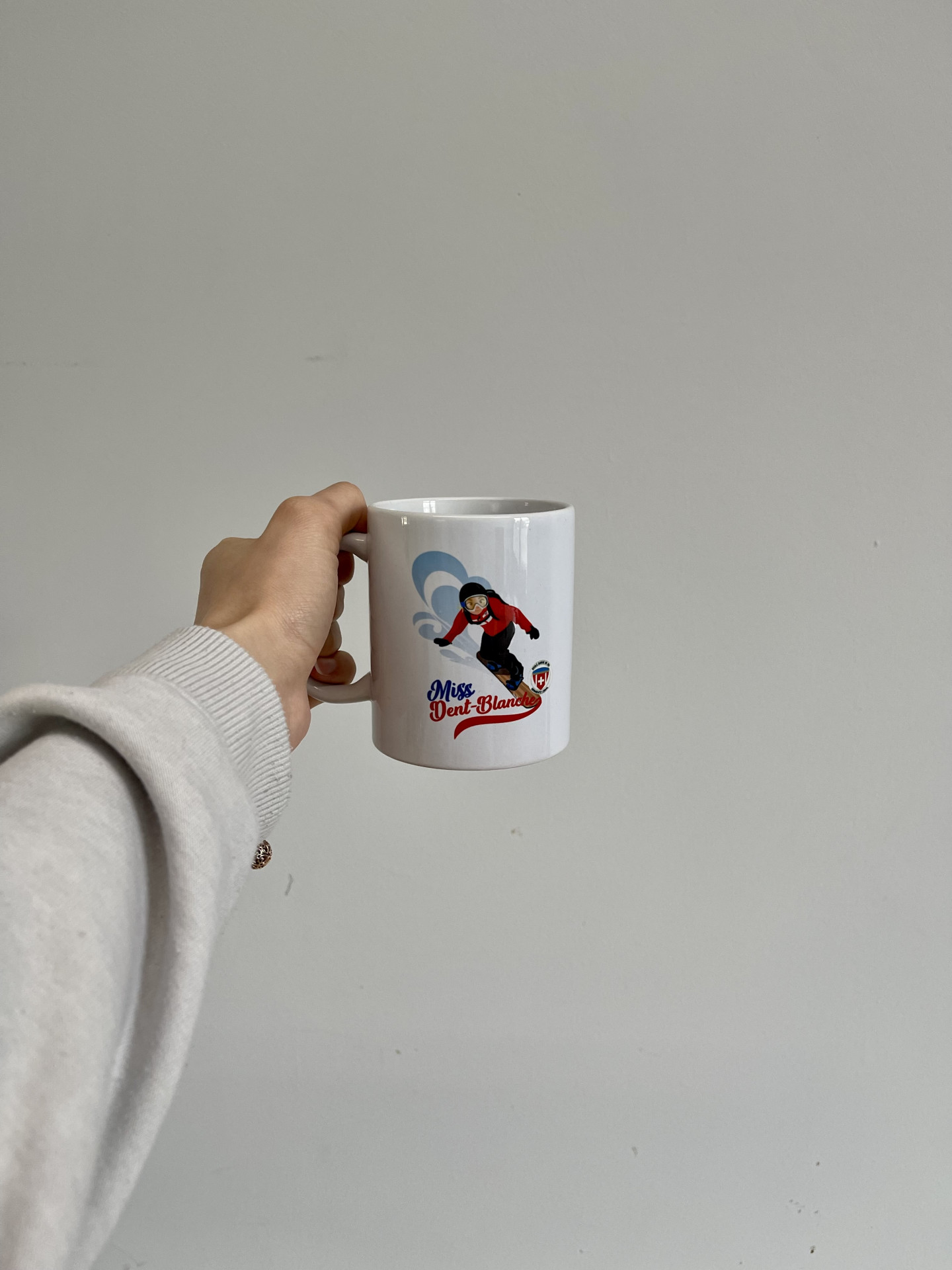 tasse-dent-blanceh-8734915