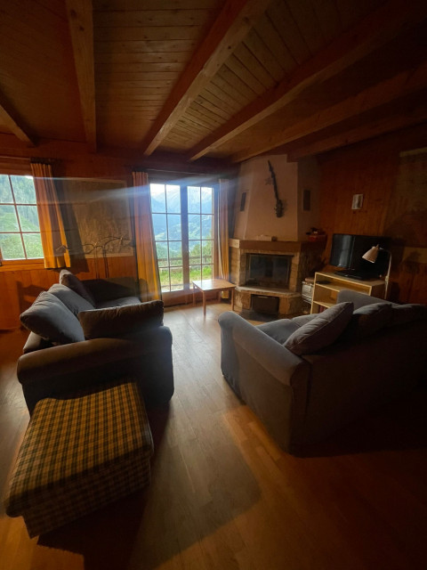 2025-07-photo-chalet-salon-9879895