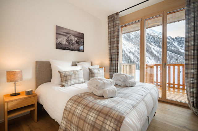 50-guerneres-dalideo-040226-6-10125238