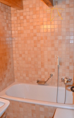 salle de bains/baignoire salle de bains/baignoire