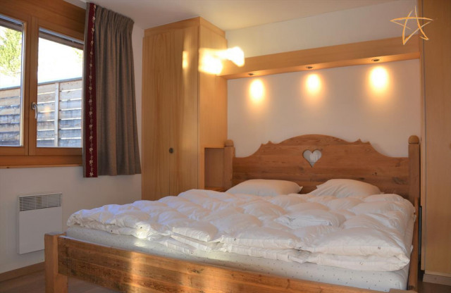 Chambre (2) Chambre (2)