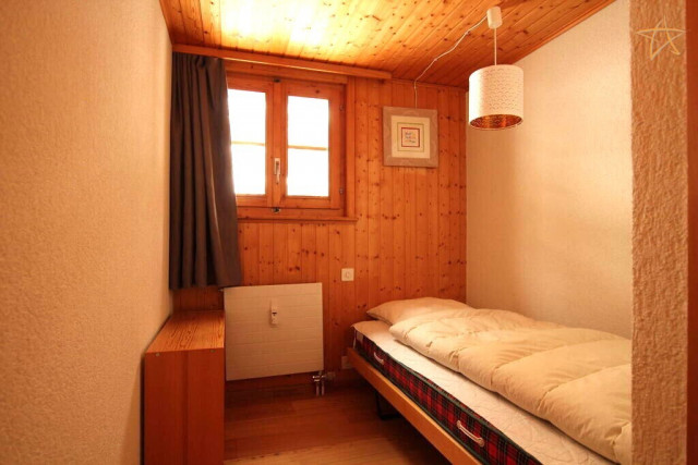 5. Chambre 1 lit simple RDC