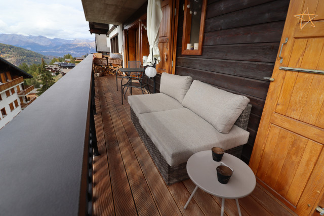 12. Balcon 2