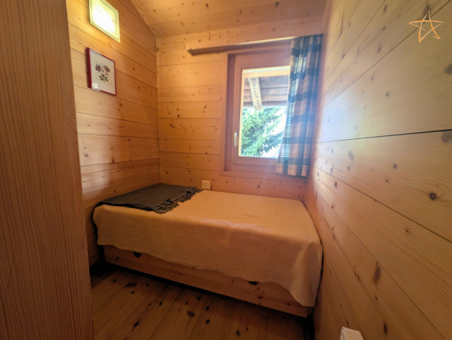 9. Petite chambre - 2ème étage