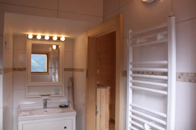 Salle de bain avec douche Salle de bain avec douche