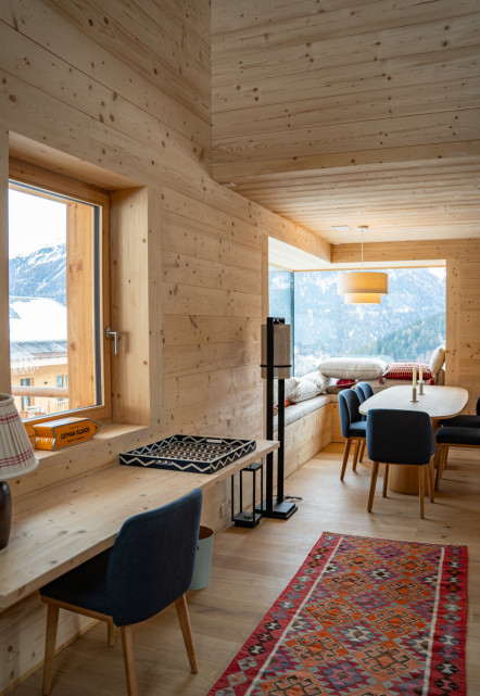 chalet-m-guerneres-salle-a-manger-10125157 chalet-m-guerneres-salle-a-manger-10125157