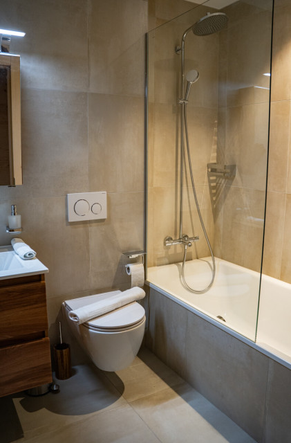 chalet-m-guerneres-salle-de-douche-10125158 chalet-m-guerneres-salle-de-douche-10125158