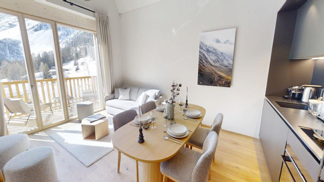 guerneres-appartement-110-salon-living-room-10124944
