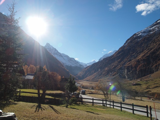 pb064323-6638259