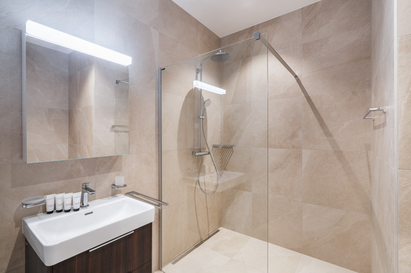 64-guerneres-dalideo-040226-10125309