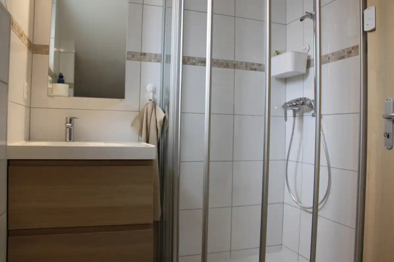 Salle de bain avec douche Salle de bain avec douche