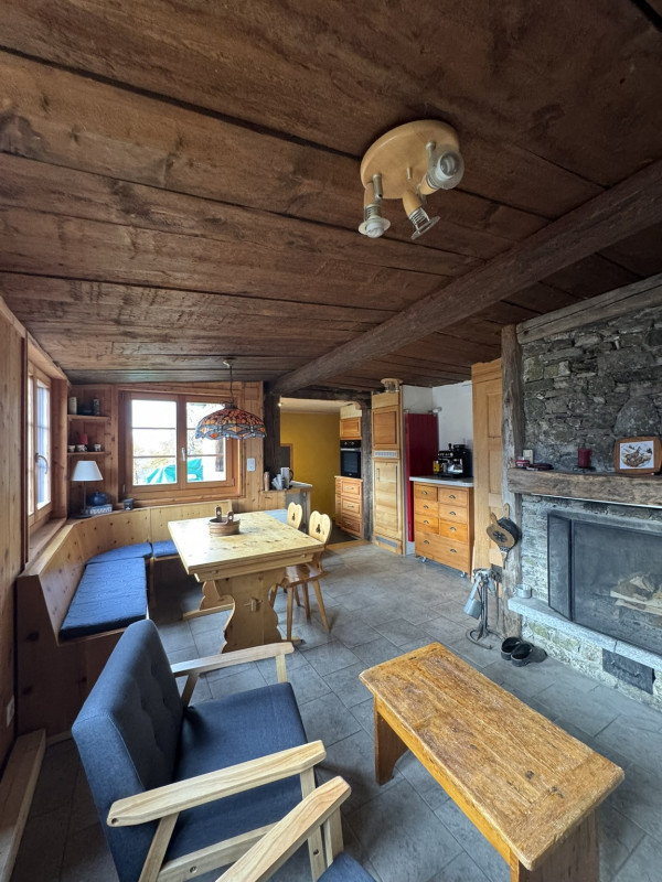 Salon - Coin Repas Salon - Coin Repas