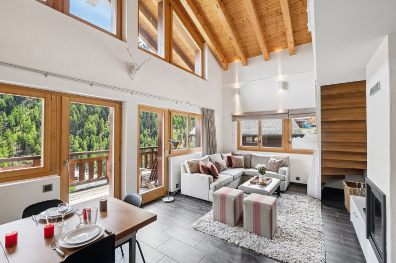 backbone_544837-A_031_WEB backbone_544837-A_031_WEB