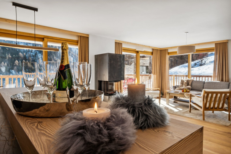 backbone_106389_064_WEB backbone_106389_064_WEB