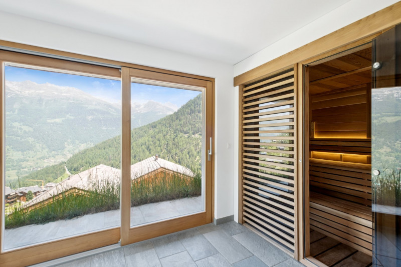 backbone_551336-A_130_WEB