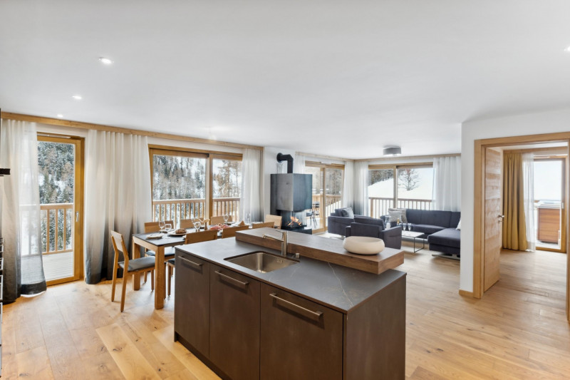 R16 kitchen and living area Finished R16 kitchen and living area Finished