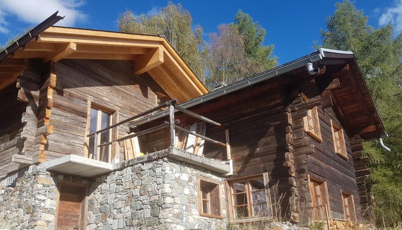 Les Arolles face-avant