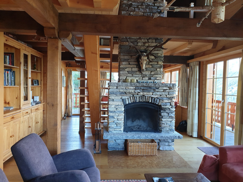 Salon RDC (4) Salon RDC (4)