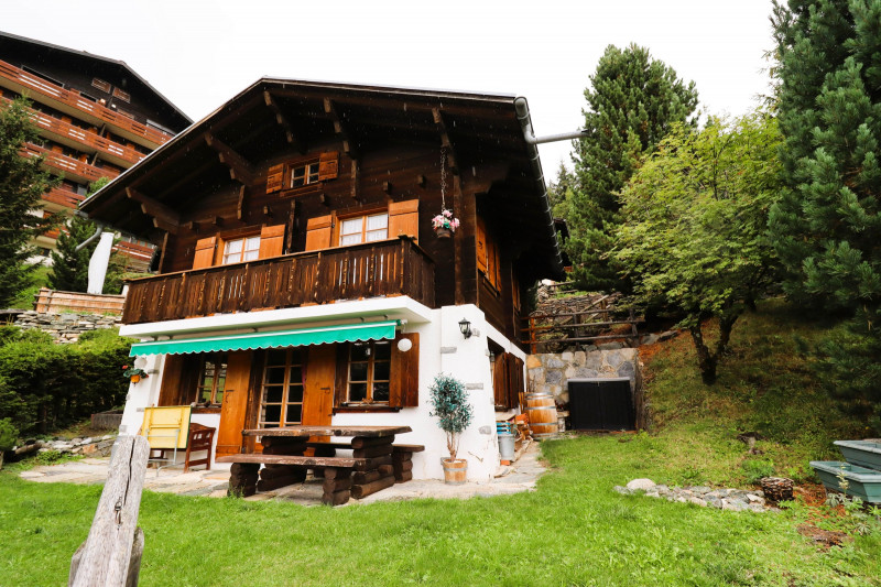 Chalet en été Chalet en été