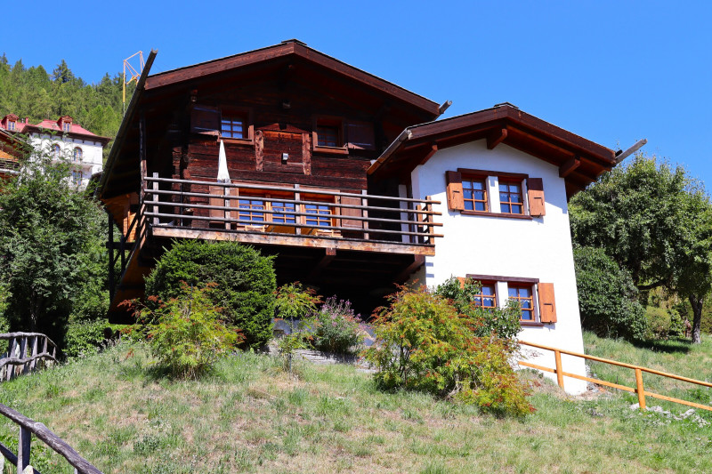 Chalet en été Chalet en été